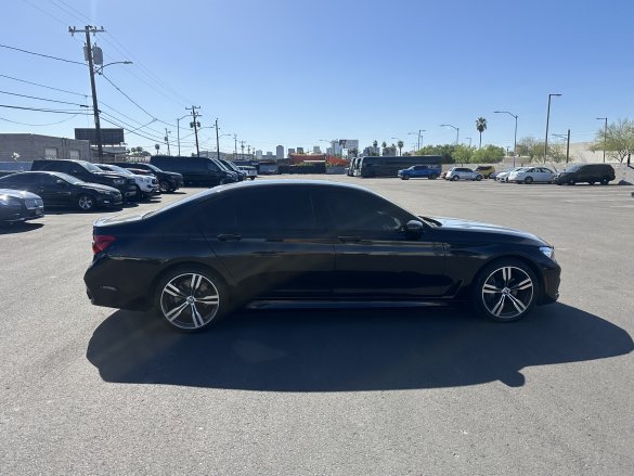 2019 BMW 740i Sedan