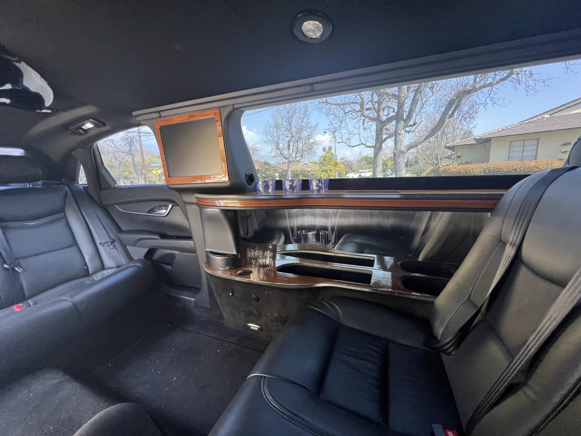 Limousine for Sale in San marino, CA - Photo 10