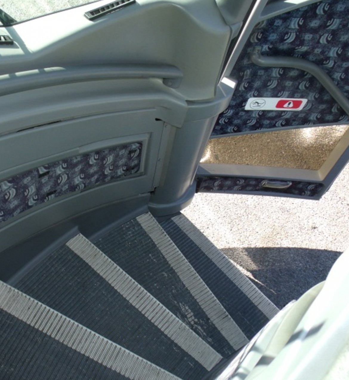 Photo of Motorcoach for sale: 2007 MCI J4500 45&quot; by MCI