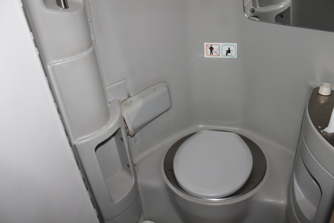 Photo of Motorcoach for sale: 2007 MCI J4500 45&quot; by MCI