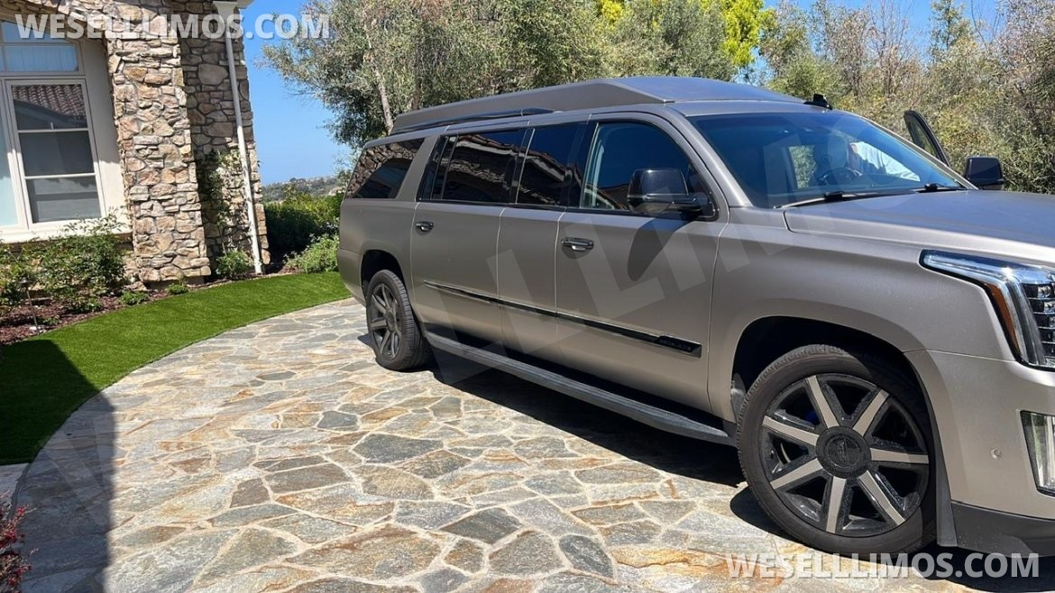 2017  Cadillac Escalade ESV CEO SUV with 24 inch Stretch Mobile Office - Photo 3