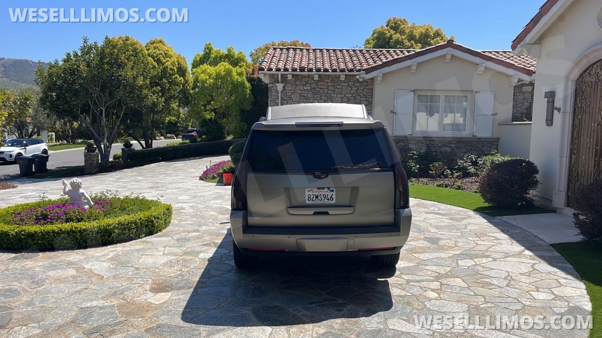 2017  Cadillac Escalade ESV CEO SUV with 24 inch Stretch Mobile Office - Photo 4