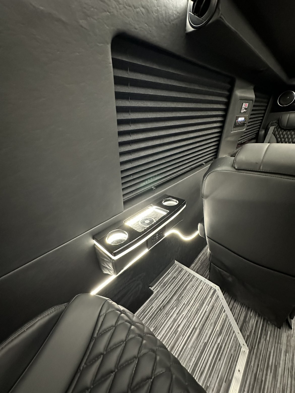 2024 LimoLand  Mercedes-Benz Sprinter  Sprinter - Photo 3
