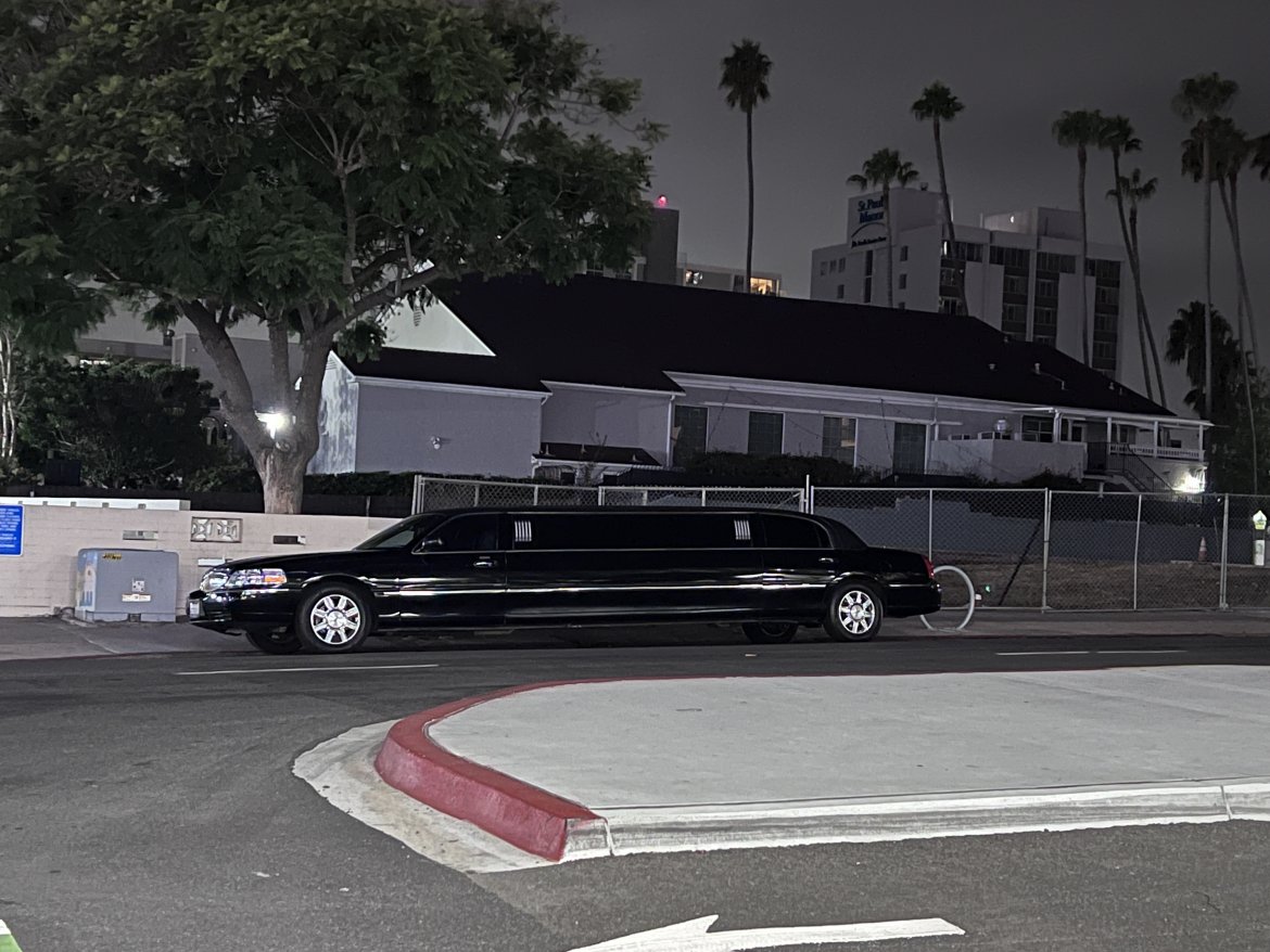 Limousine for Sale in San Diego, CA - Photo 7