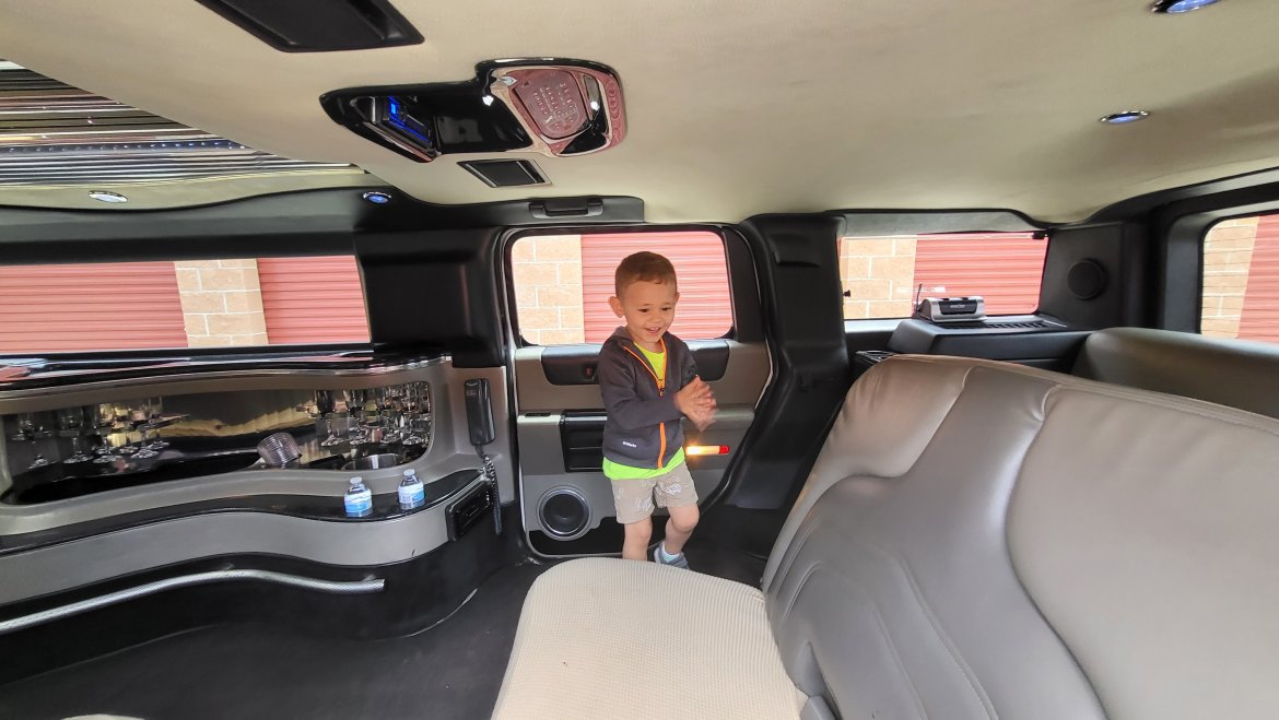 Limousine for Sale in Colorado Springs, CO - Photo 18