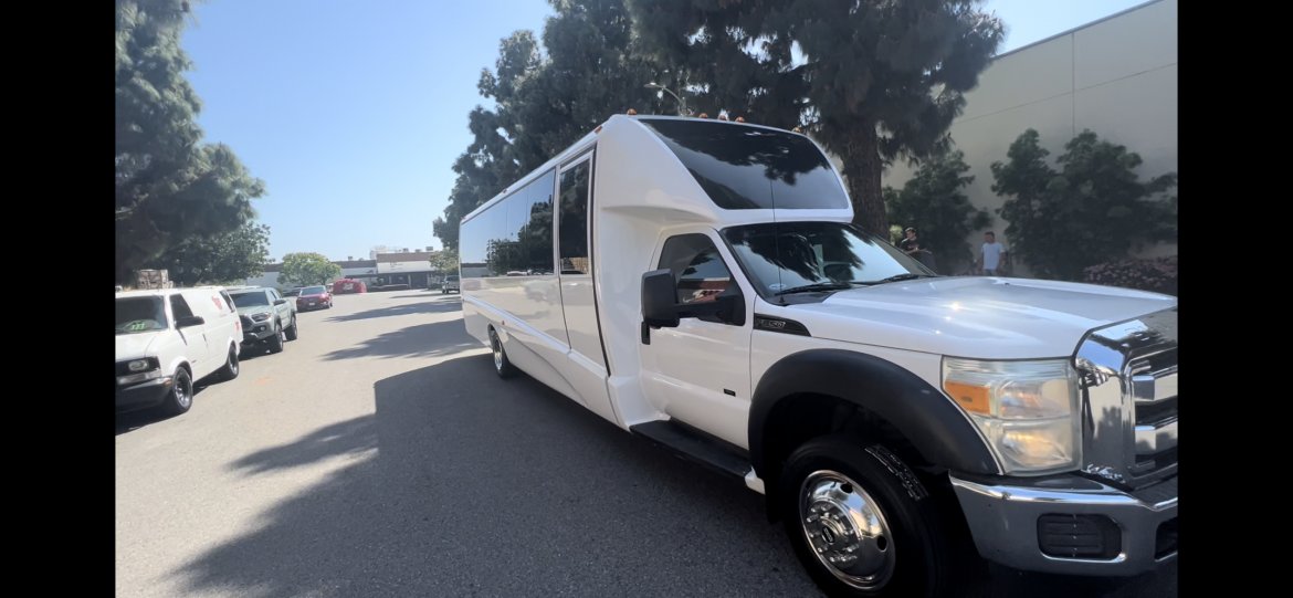 Executive Shuttle for Sale in Anaheim, CA - Photo 24