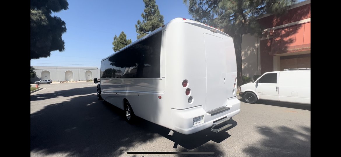 Executive Shuttle for Sale in Anaheim, CA - Photo 23