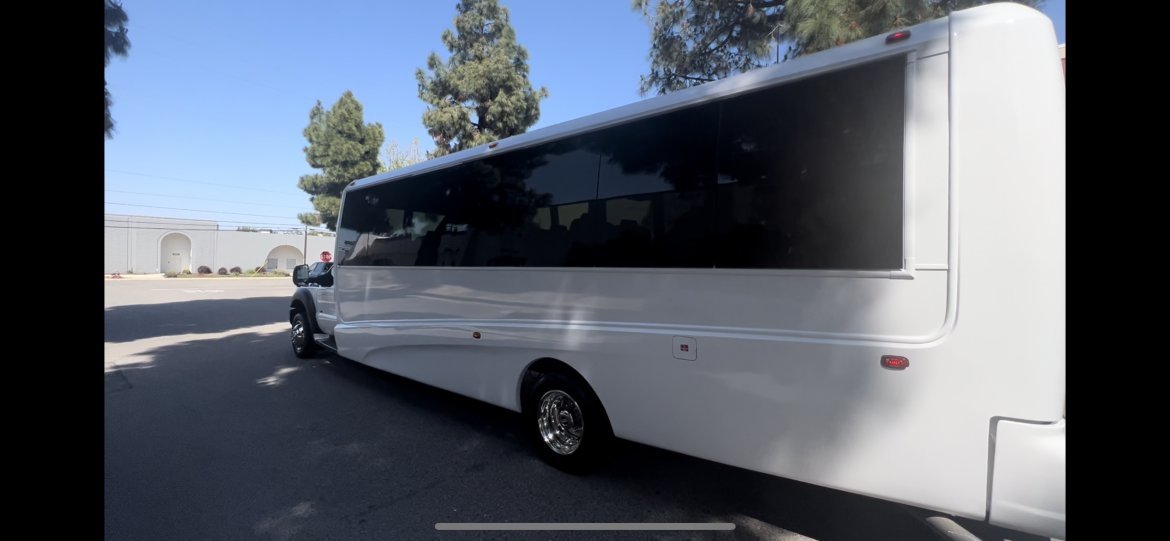 Executive Shuttle for Sale in Anaheim, CA - Photo 31