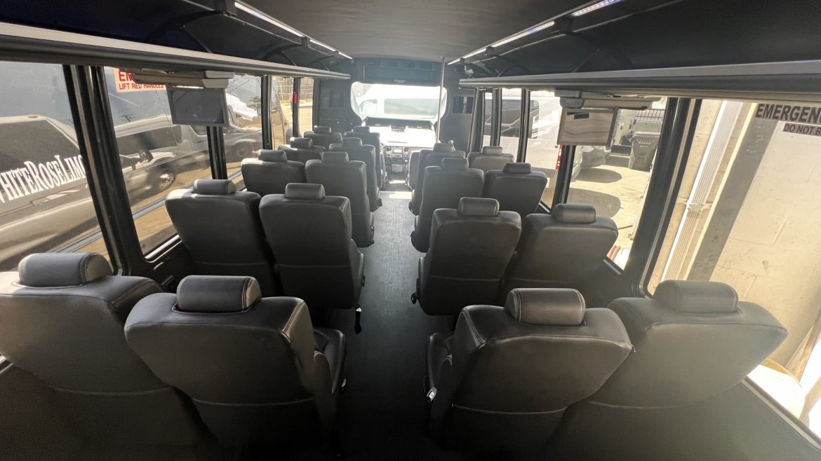 Executive Shuttle for Sale in Anaheim, CA - Photo 11