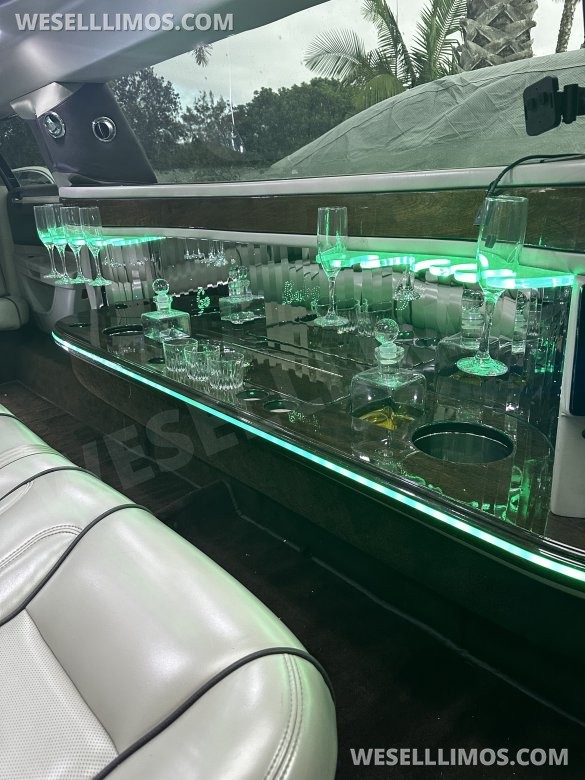 2014 Limos by Moonlight Cadillac XTS Limousine