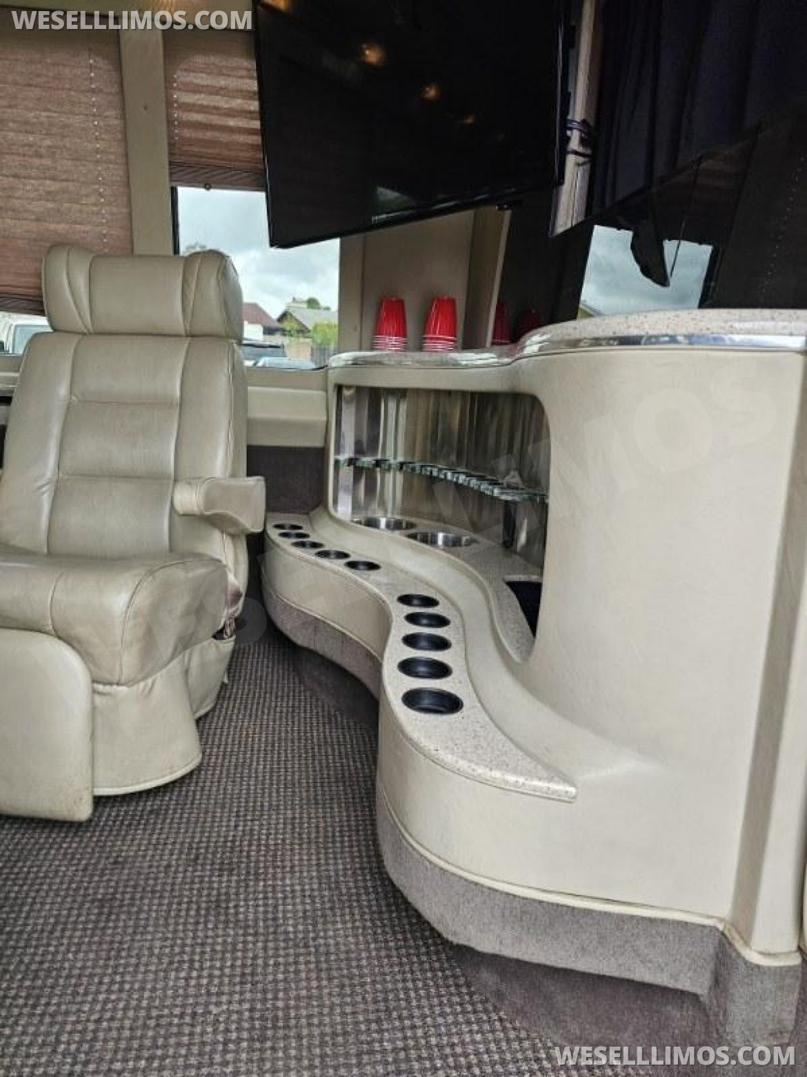 Photo of Limo Bus for sale: 2006 Ford E450 28&quot; by Krystal Koach