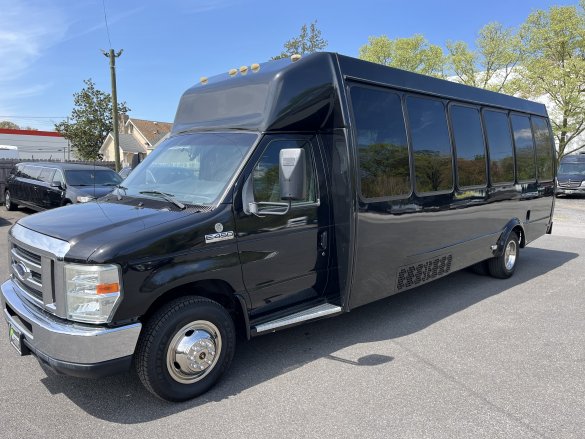 2012 Ford E450 Limo Bus for Sale in Pasadena, MD - Photo 3