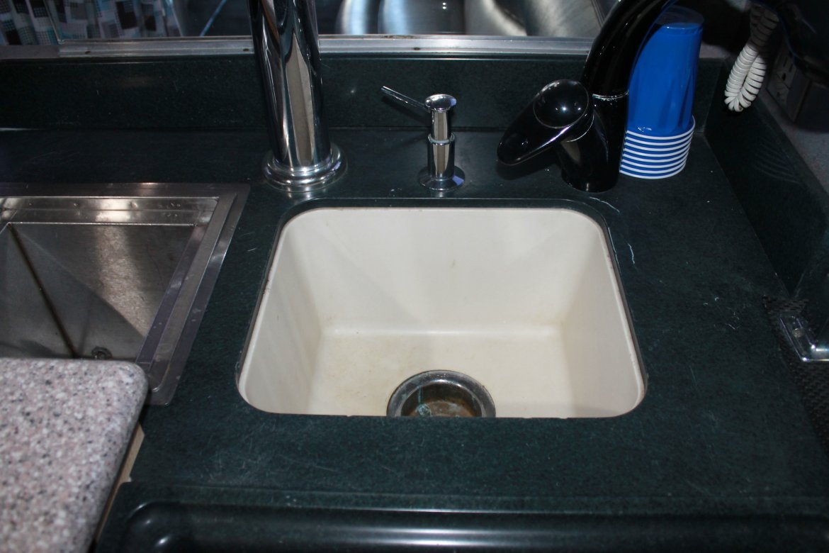 Photo of Limo Bus for sale: 1998 Van Hool T2145 45&quot;