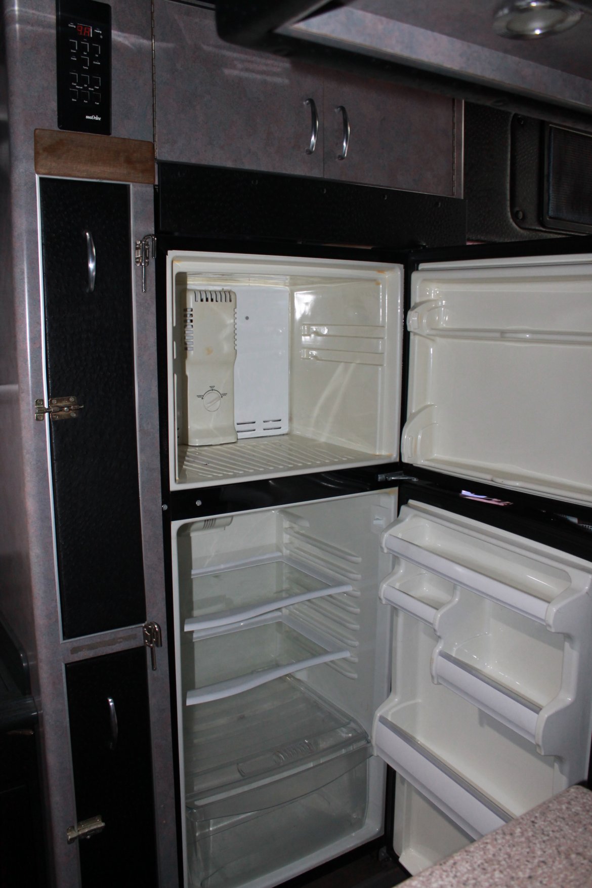 Photo of Limo Bus for sale: 1998 Van Hool T2145 45&quot;