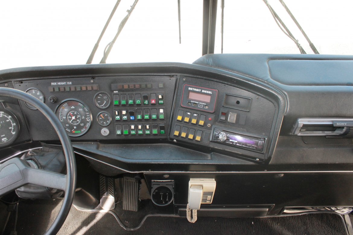 Photo of Limo Bus for sale: 1998 Van Hool T2145 45&quot;