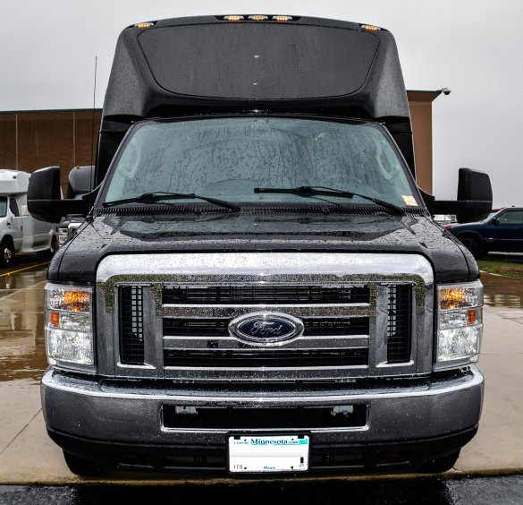 2017 Ford E450 SD Shuttle Bus for Sale in Stewartville, MN - Photo 2