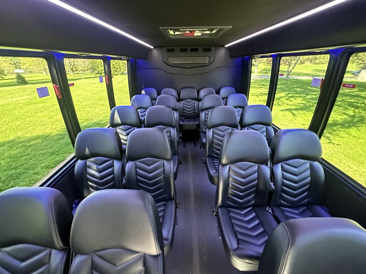 Shuttle Bus for Sale in Morganville, NJ - Photo 16