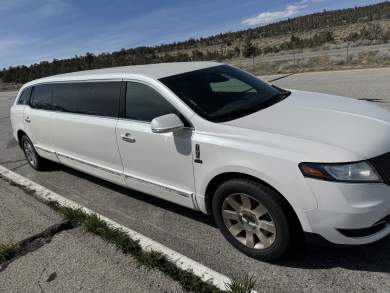 2013 Tiffany Coachbuilders Lincoln MKT Limousine