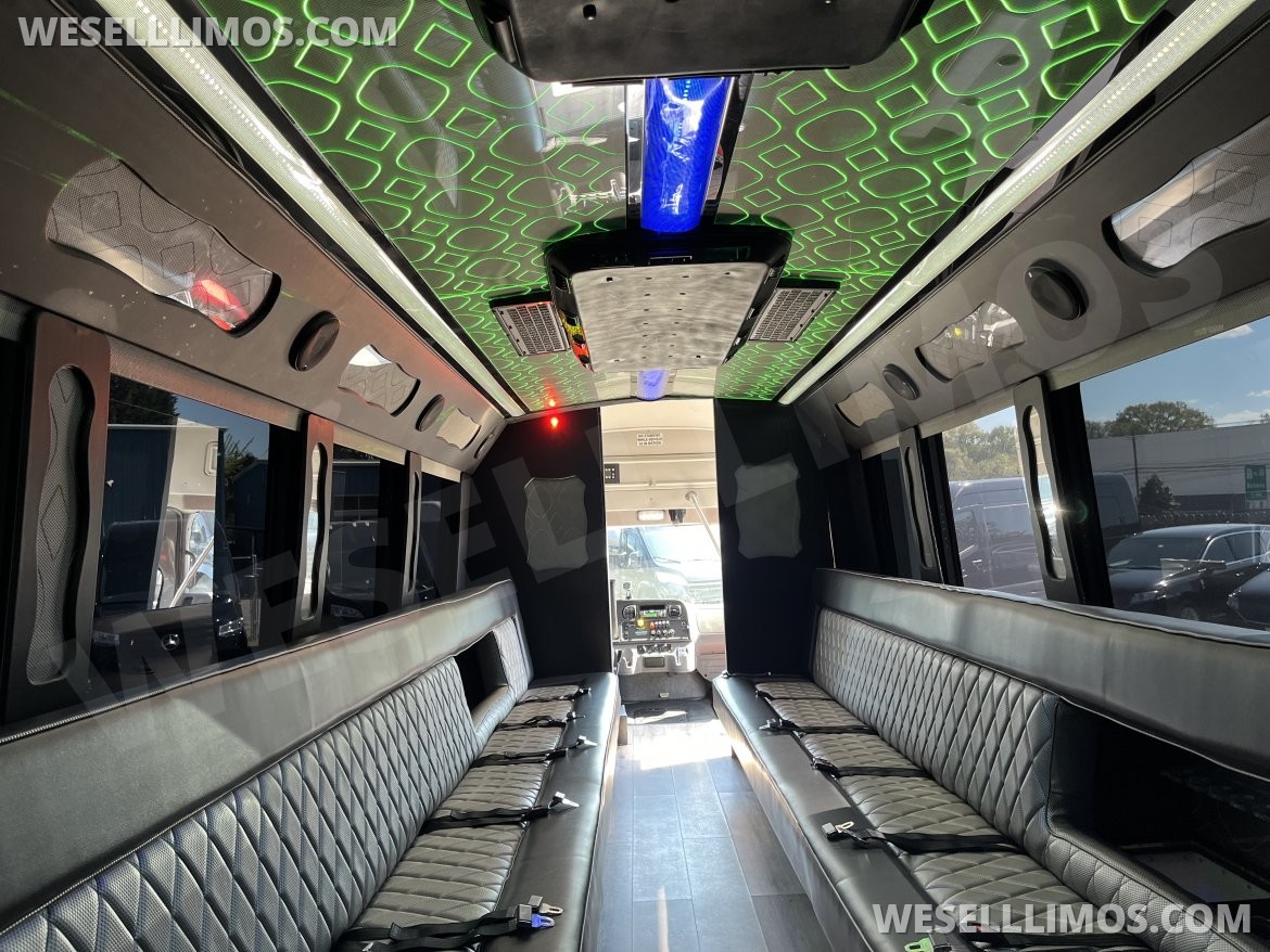 Limo Bus for Sale in Pasadena, MD - Photo 7