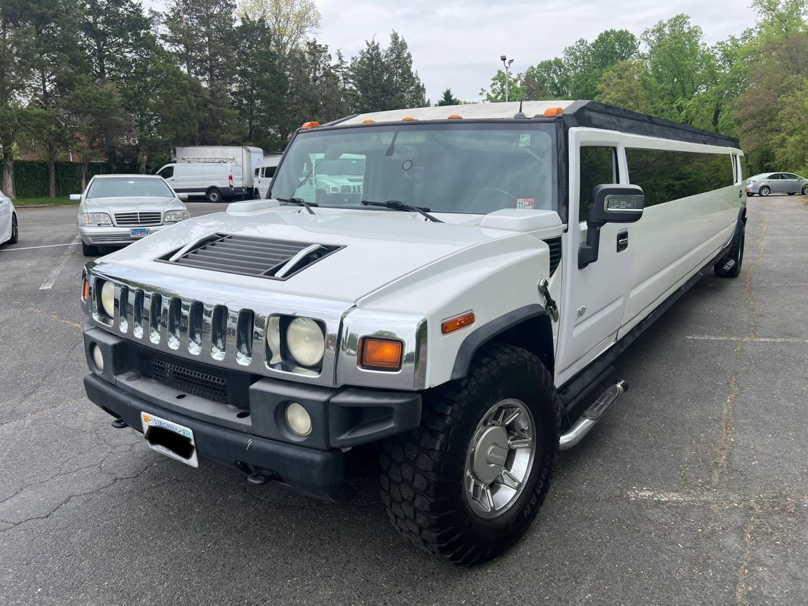 Limousine for sale: 2007 Hummer H2 Limousine 30&quot;