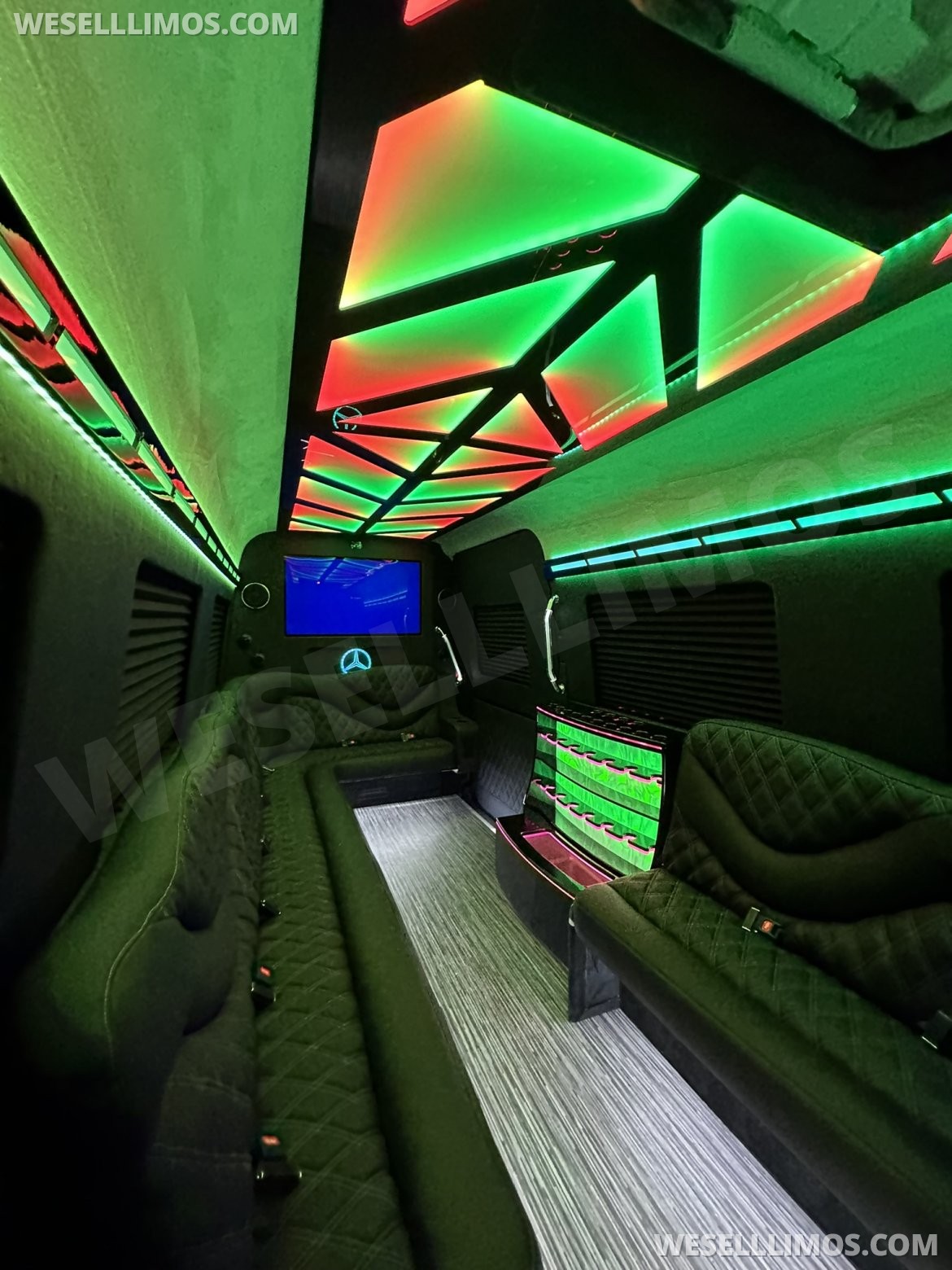 2024 14 passenger Limousine Style Mercedes-Benz  Sprinter - Photo 3