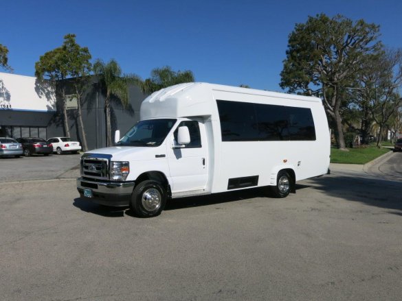 2024 Ford Elkhart KSIR E350 ADA Shuttle Bus