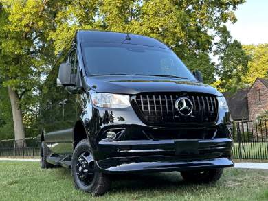 2023 AWD Road Liner Limousine 15 Passenger Auto Elite Mercedes-Benz Sprinter