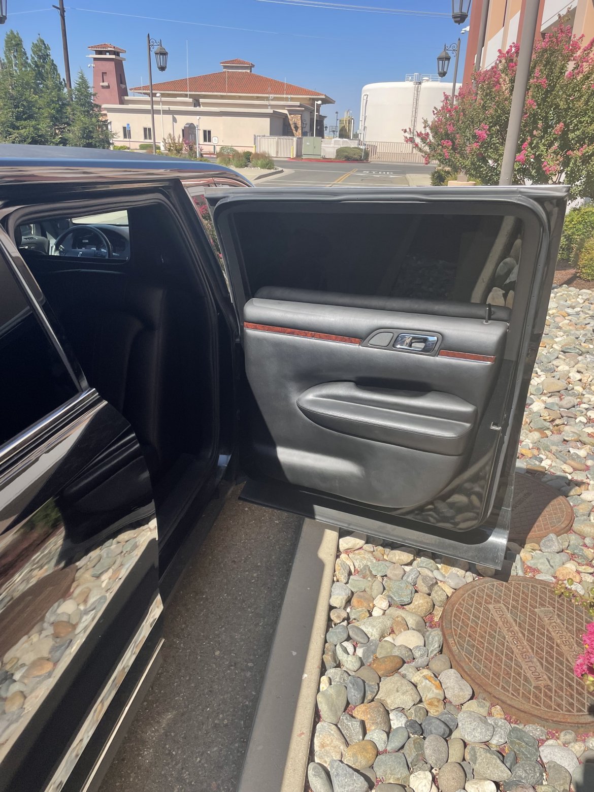 Limousine for Sale in Laguna Niguel, CA - Photo 6