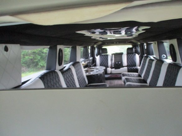 2005 VIP Hummer H2 SUV Stretch