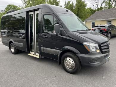 2014 Thomas Built Mercedes-Benz Sprinter 3500 170” extended  Sprinter