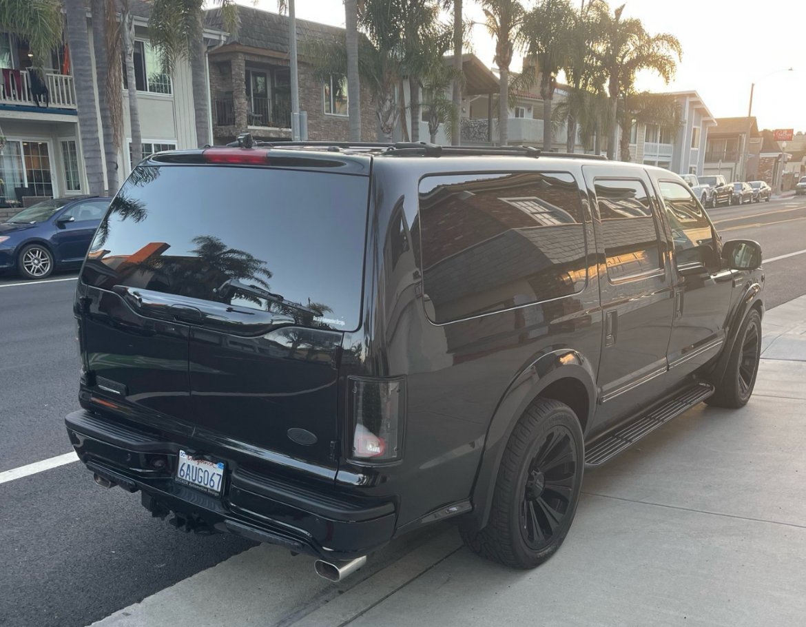 Used 2003 Ford Excursion ,Becker mobile office conversion for sale in