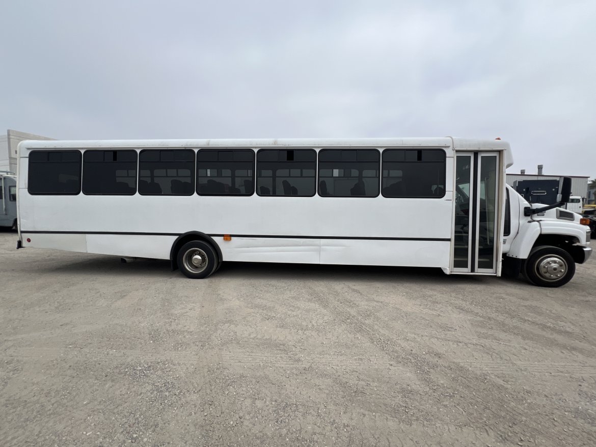 Shuttle Bus for Sale in Laguna Niguel, CA - Photo 11