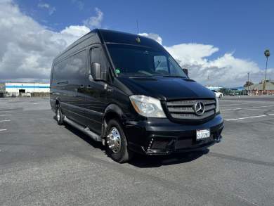 2018 Tiffany Coachworks Mercedes-Benz Sprinter 3500 Sprinter