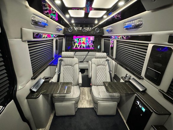 2022 Midwest Automotive Designs Mercedes-Benz 3500 XD J-Club Business Class Sprinter