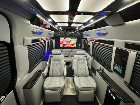 2022 Midwest Automotive Designs Mercedes-Benz 3500 XD J-Club Business Class Sprinter