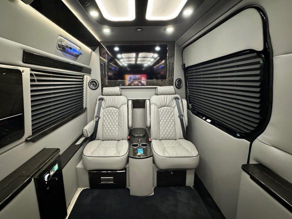 2022 Midwest Automotive Designs Mercedes-Benz 3500 XD J-Club Business Class Sprinter