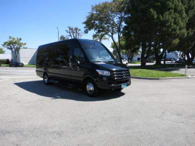 2022 Midwest Automotive Designs Mercedes-Benz 3500 XD J-Club Business Class Sprinter