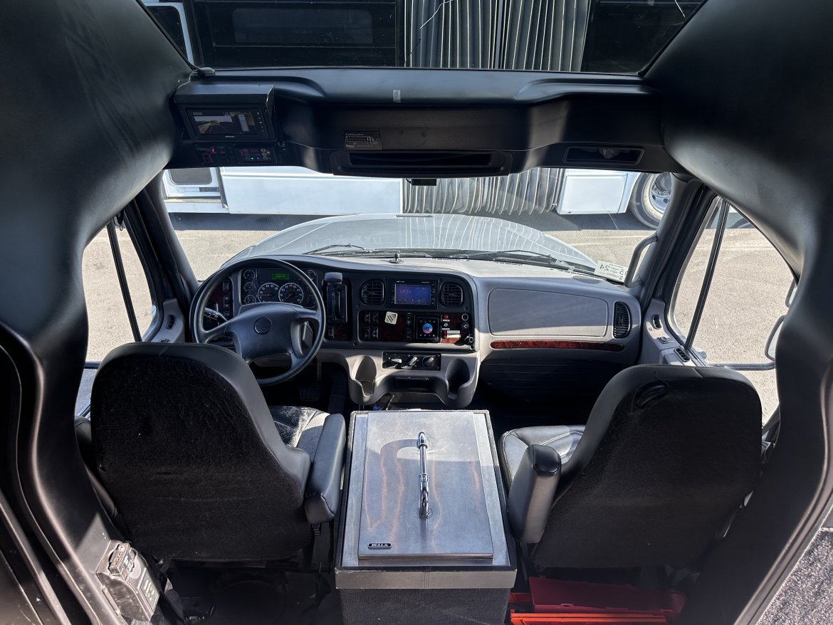 Executive Shuttle for Sale in Phoenix, AZ - Photo 14