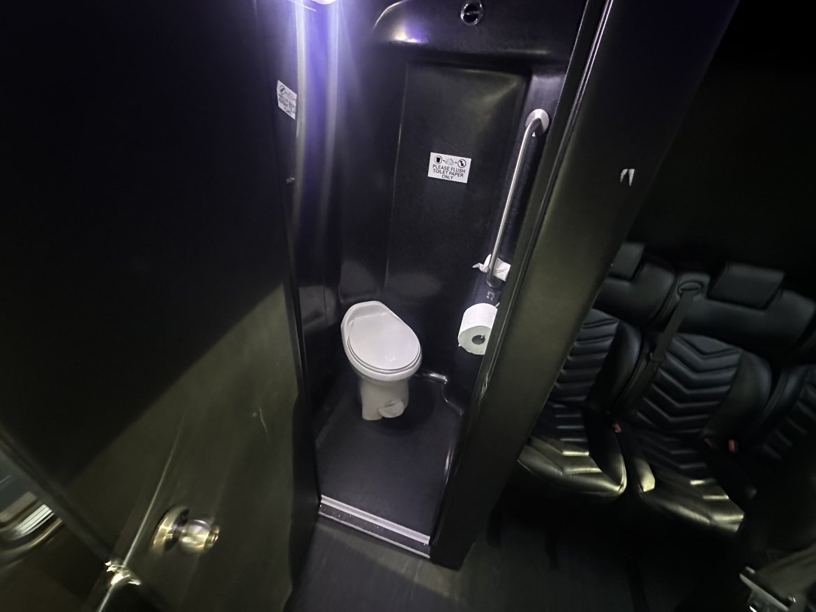 Executive Shuttle for Sale in Phoenix, AZ - Photo 14