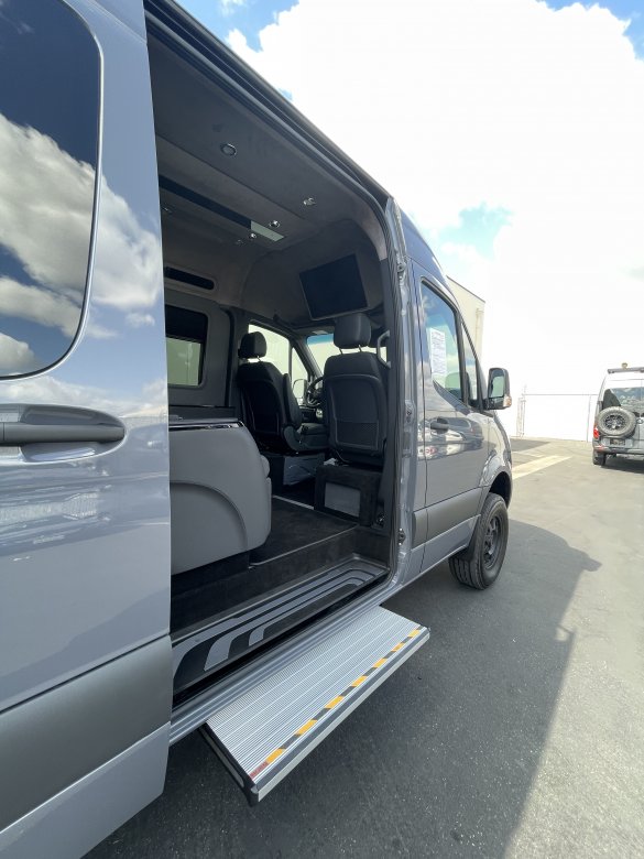 2022 SPV Conversions Mercedes-Benz Sprinter, 2500 4x4, V6,144