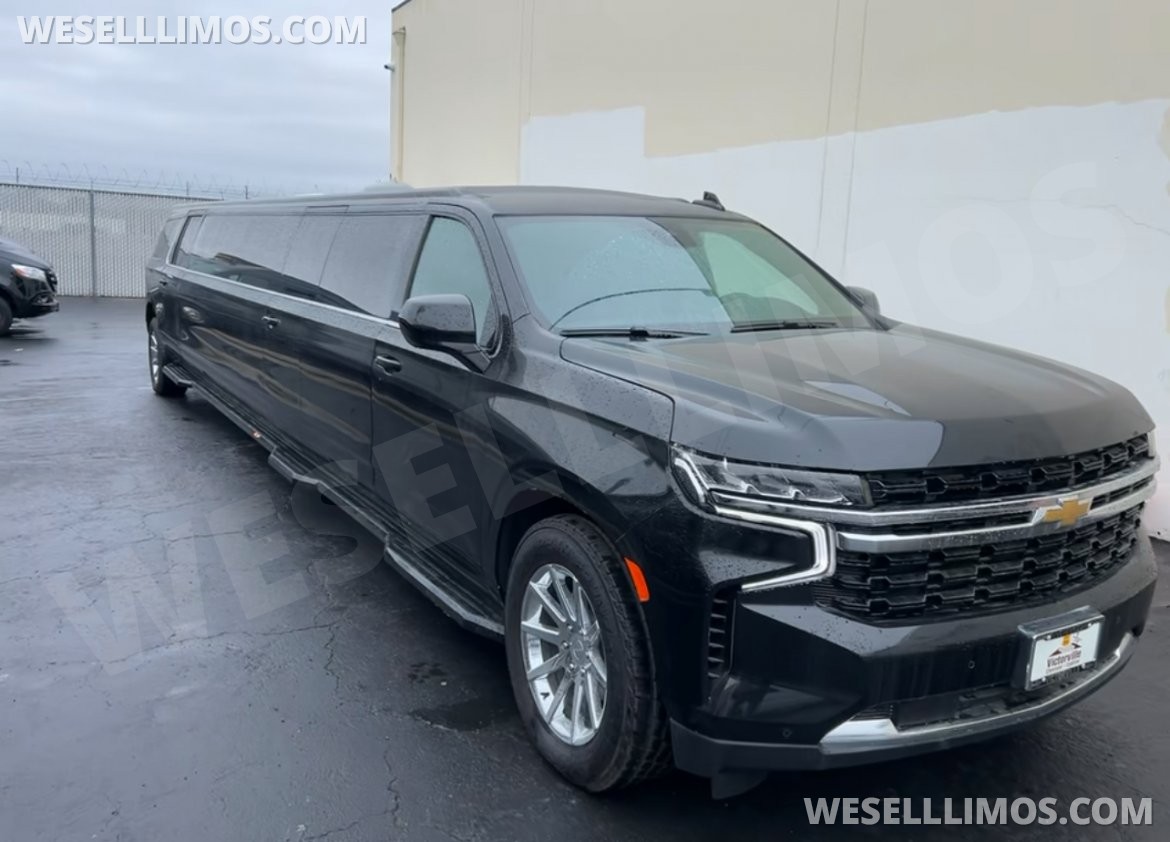 2023 SPV Conversions Chevrolet Suburban  SUV Stretch - Photo 2