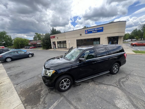 2019 Ford Expedition XLT Max SUV for Sale in Reston, VA - Main Photo