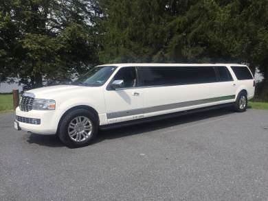 2012 Lincoln Navigator SUV Stretch for Sale in Leesport, PA - Main Photo