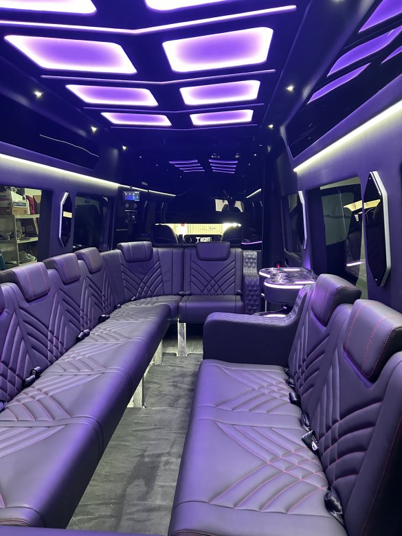 2024 Executive Custom Coach  Mercedes-Benz 3500XD sprinter  Sprinter