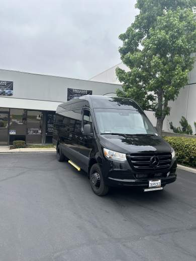 2024 Executive Custom Coach  Mercedes-Benz 3500XD sprinter  Sprinter