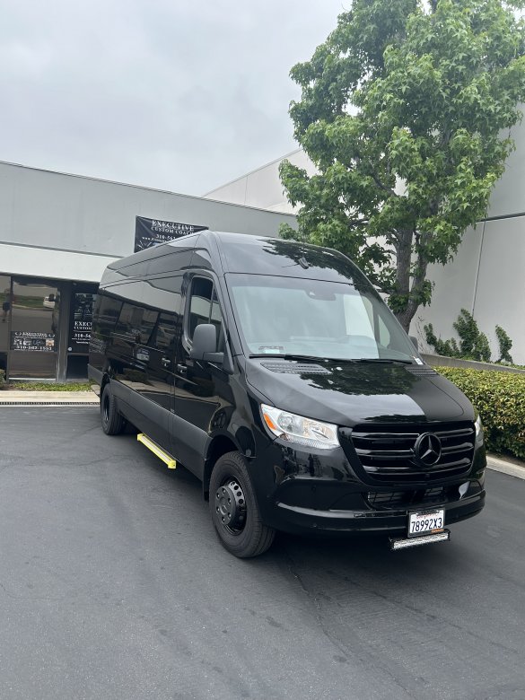 2024 Executive Custom Coach  Mercedes-Benz 3500XD sprinter  Sprinter