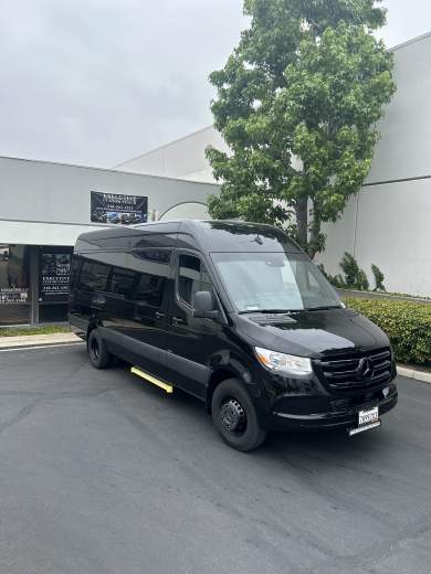 2024 Executive Custom Coach  Mercedes-Benz 3500XD sprinter  Sprinter