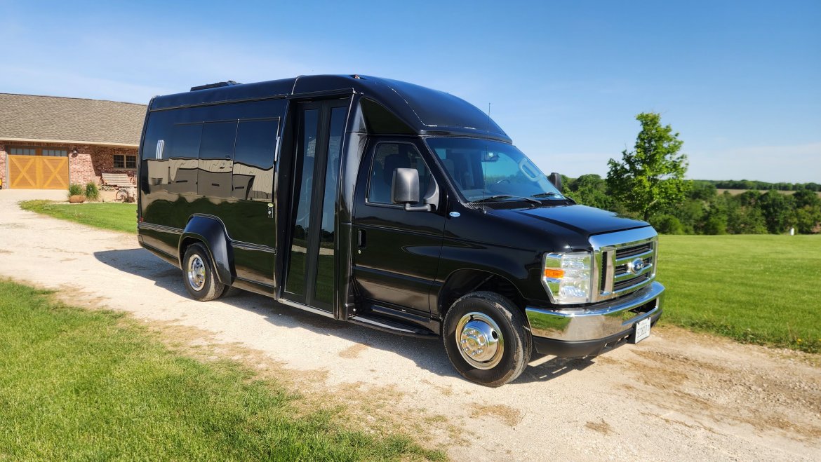 Limo Bus for sale: 2019 Ford Econoline E350 Turtle Top Van Terra XLT 23&quot; by Turtle Top Van Terra XLT