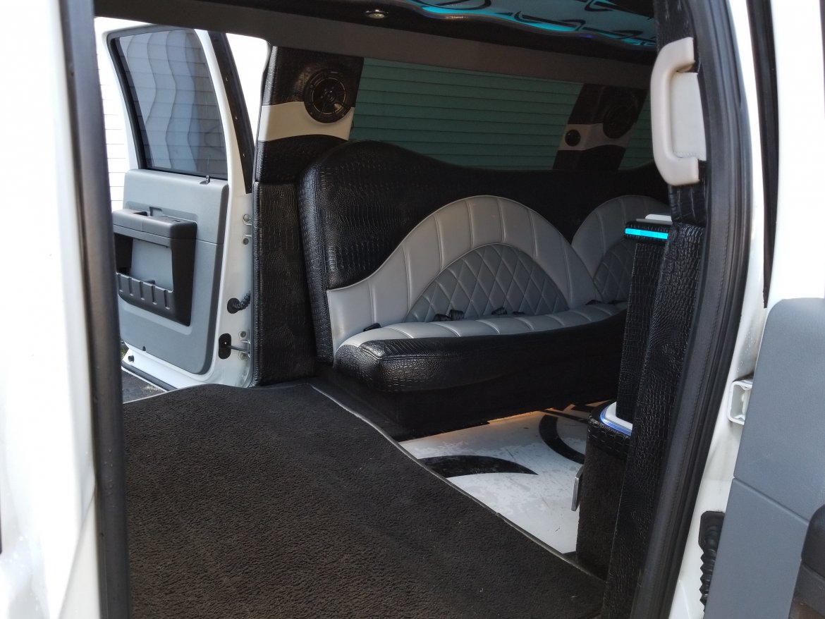 Photo of SUV Stretch for sale: 2012 Ford F-250 180&quot;