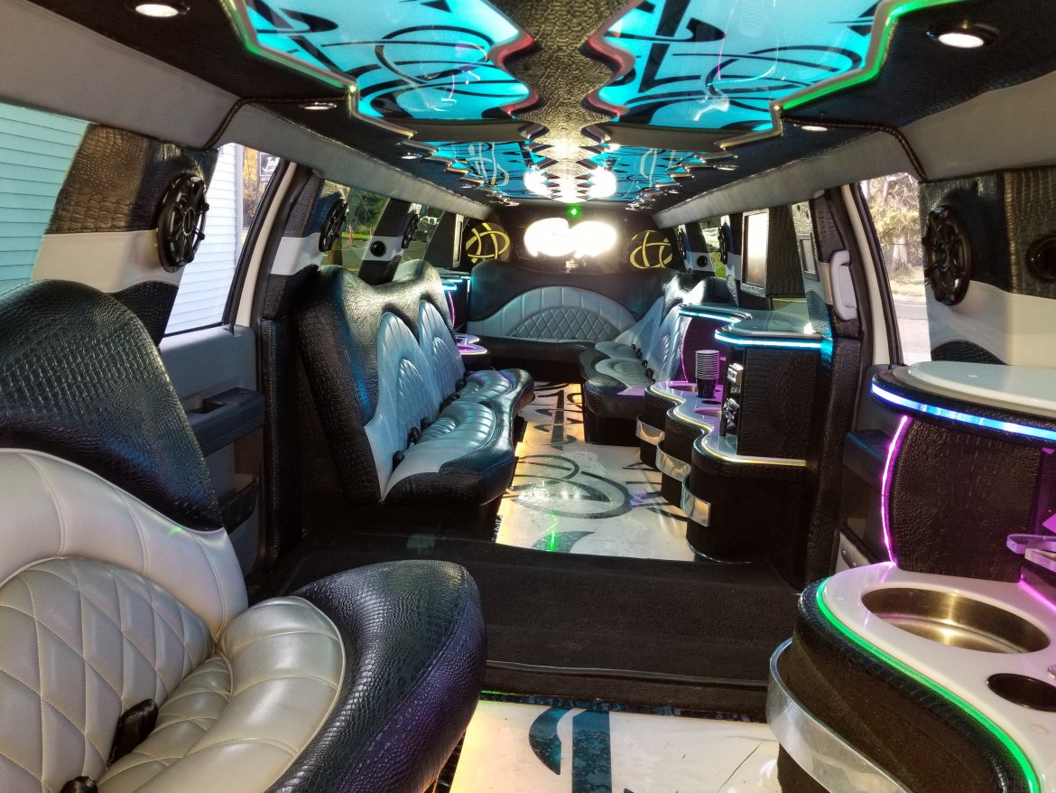 Photo of SUV Stretch for sale: 2012 Ford F-250 180&quot;